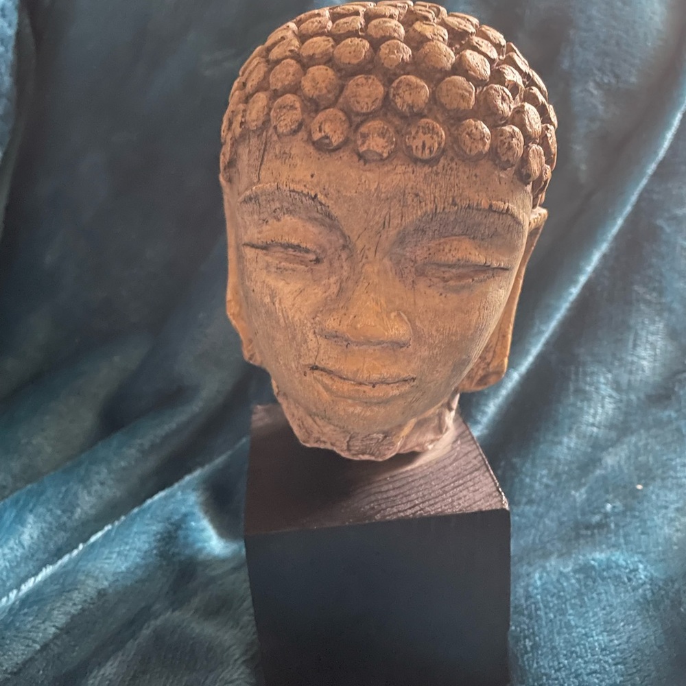Buddha statue